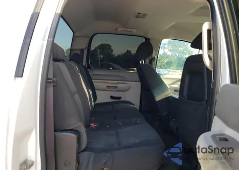 2012 Chevrolet Silverado C2500 Heavy Duty z USA, uszkodzony, nr VIN 1GC1CVCG2CF196137